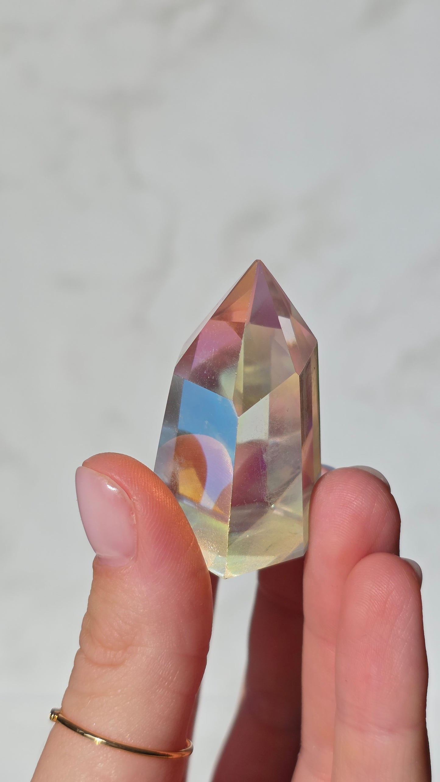 Angel Aura Bergkristall polierte Spitze / Turm - Schillernder Regenbogen-Glanz aus Deutschland