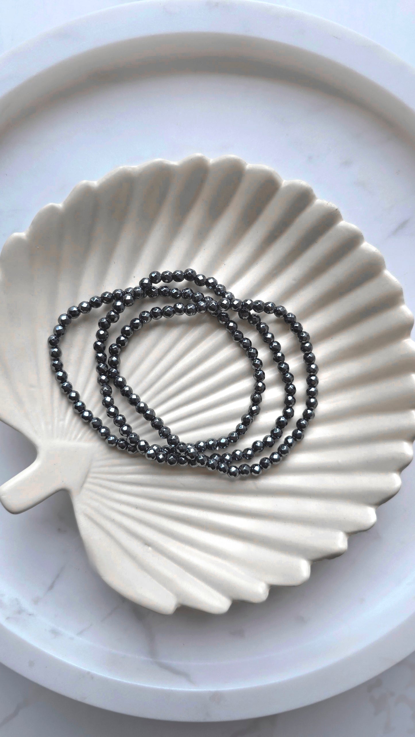 Hämatit Kugelarmband facettiert 4 mm – Kraft & Ausgleich