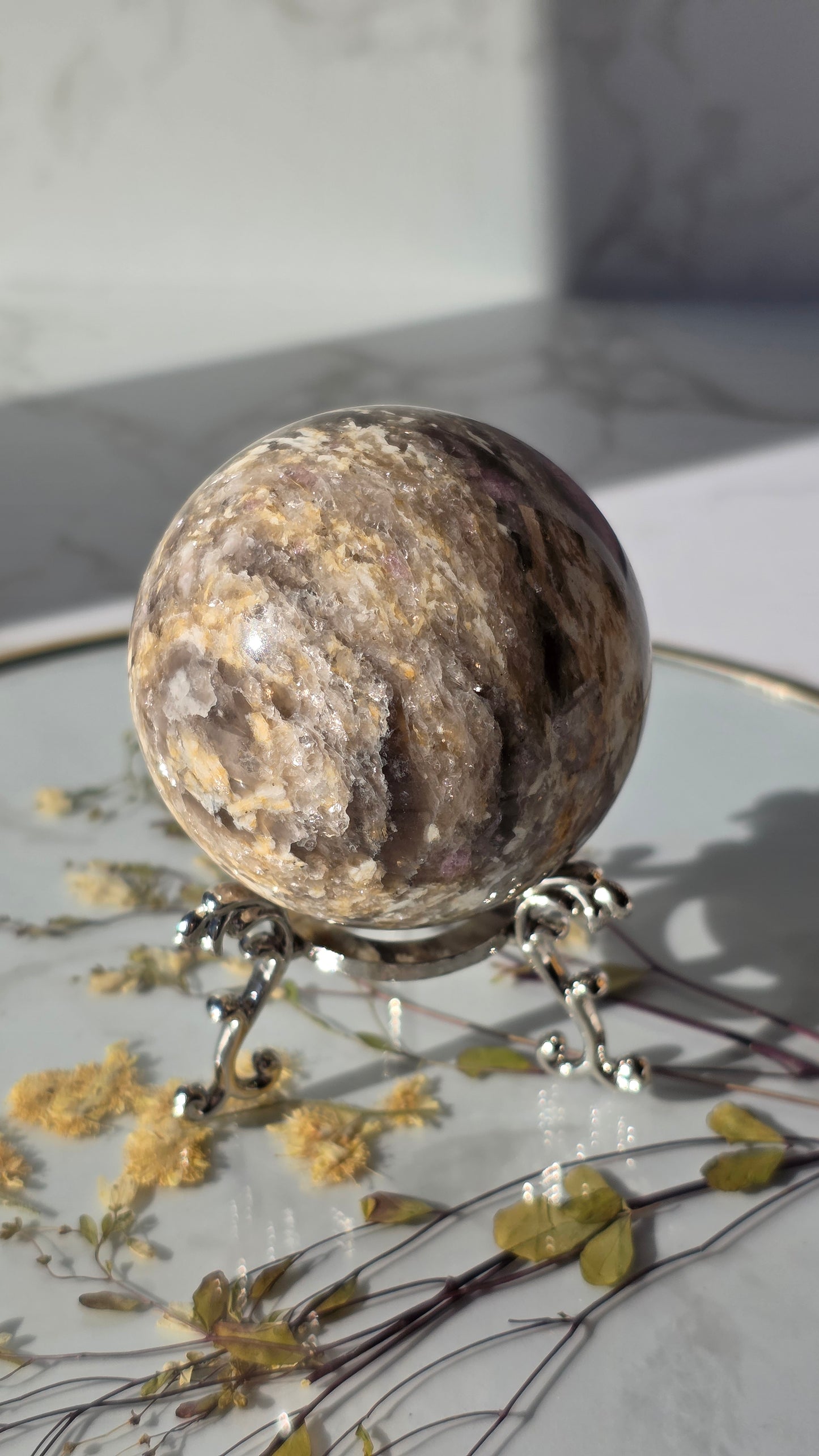 Pinker Turmalin mit Rauchquarz Kugel