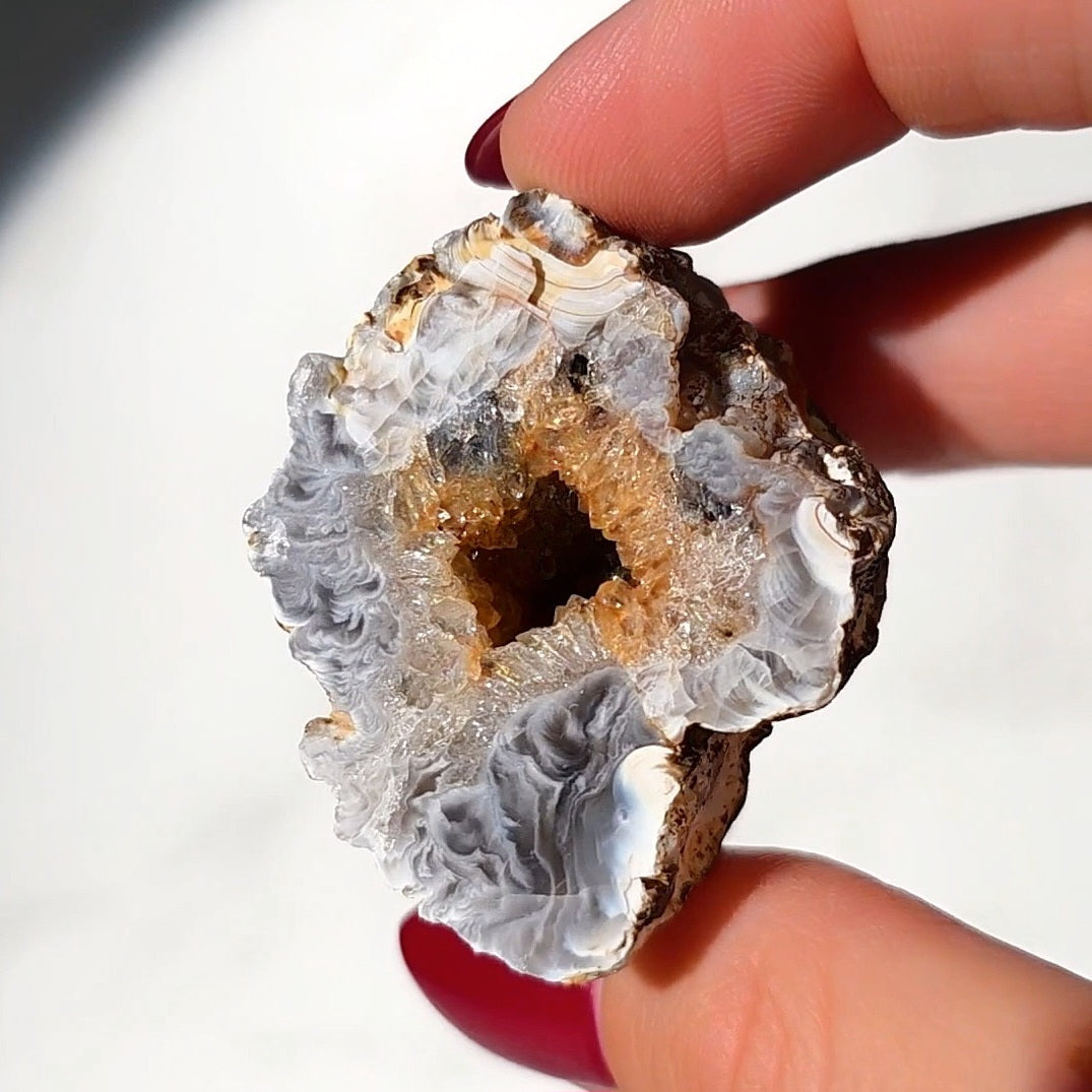 Achat Geode aus Brasilien mit Glitzereffekt