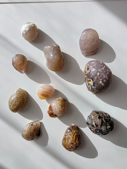 Enhydros (Urwasser eingeschlossen im Wasser-Achat)