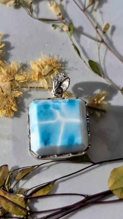 Seltener Larimar Anhänger in 925er [High Quality]