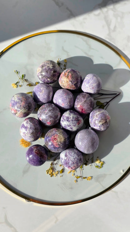 Pinker Turmalin in Lepidolith Trommelsteine