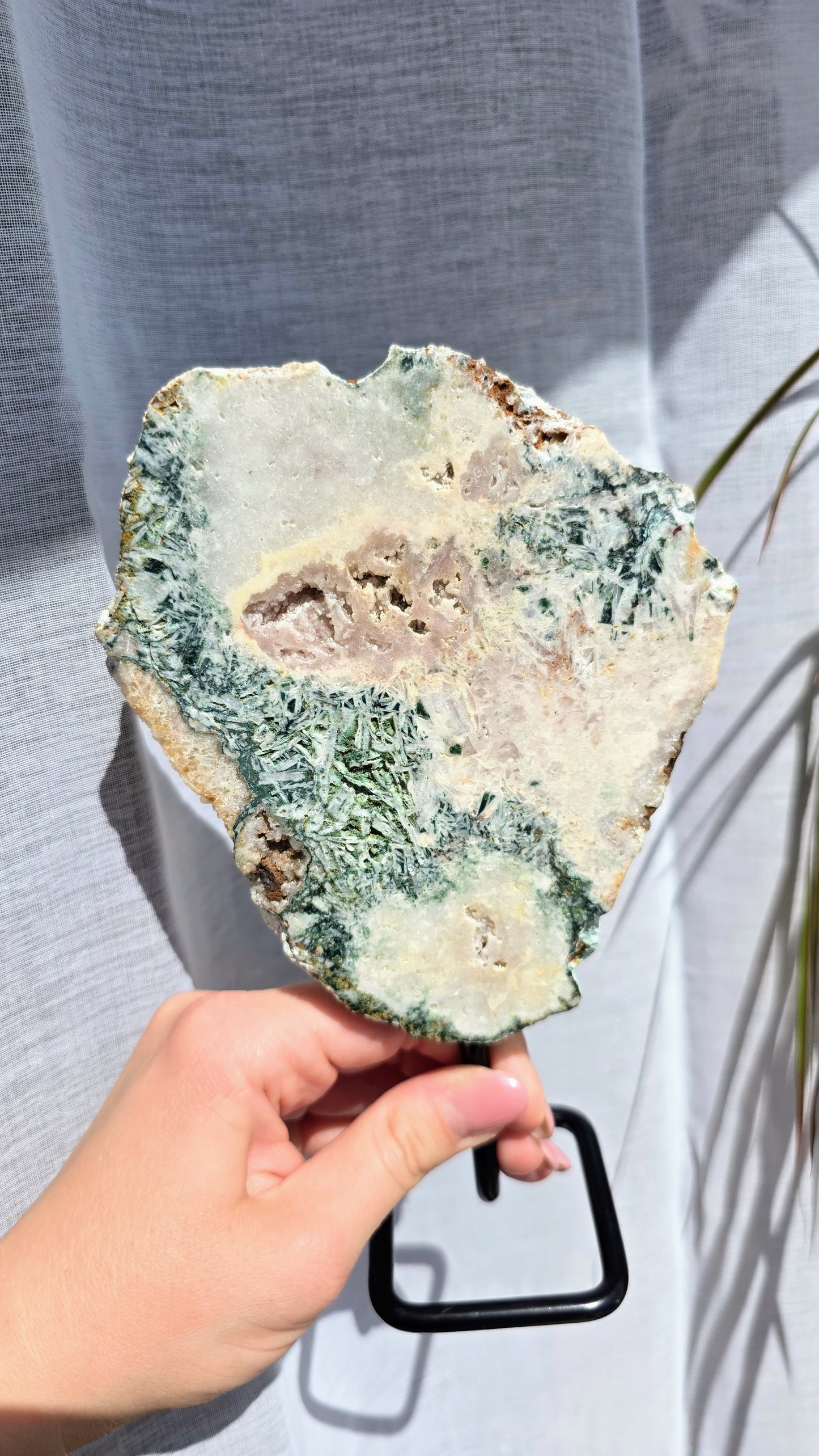 Pink Amethyst Slab aus Patagonien