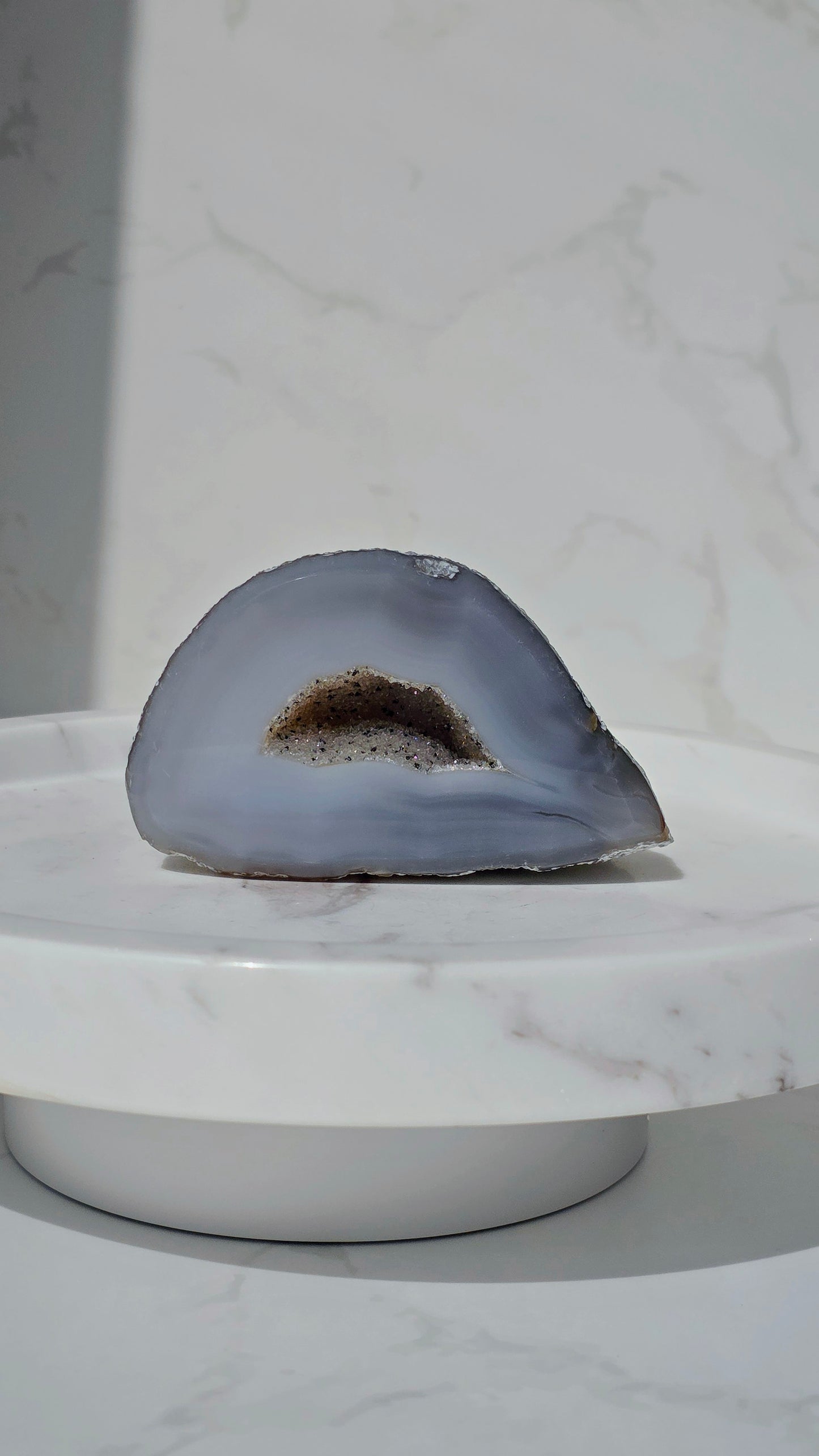 Blaue glitzer Achat Geode