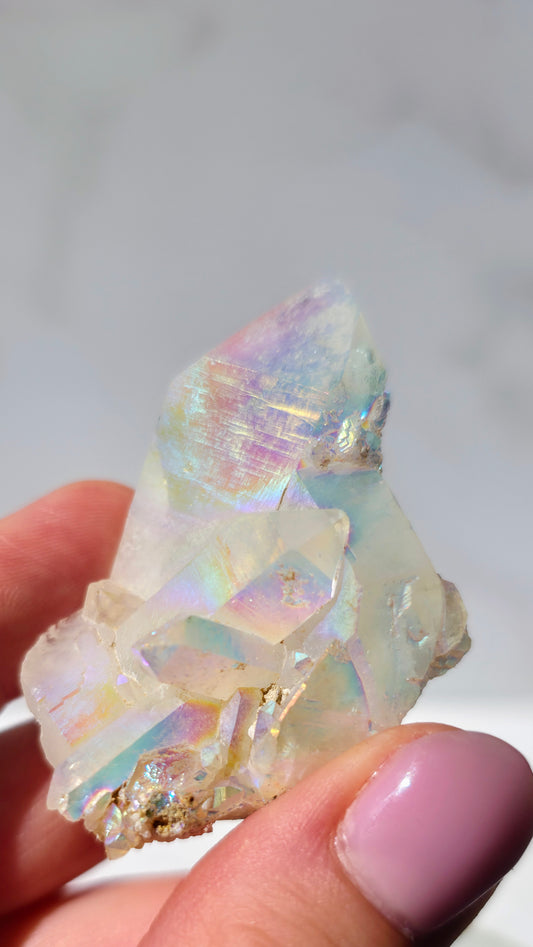 Angel Aura Bergkristall Cluster - Schillernder Regenbogen-Glanz aus Deutschland