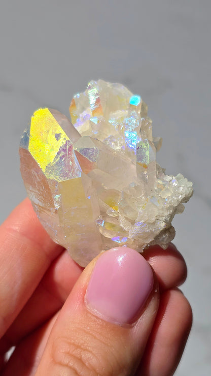 Angel Aura Bergkristall Cluster - Schillernder Regenbogen-Glanz aus Deutschland