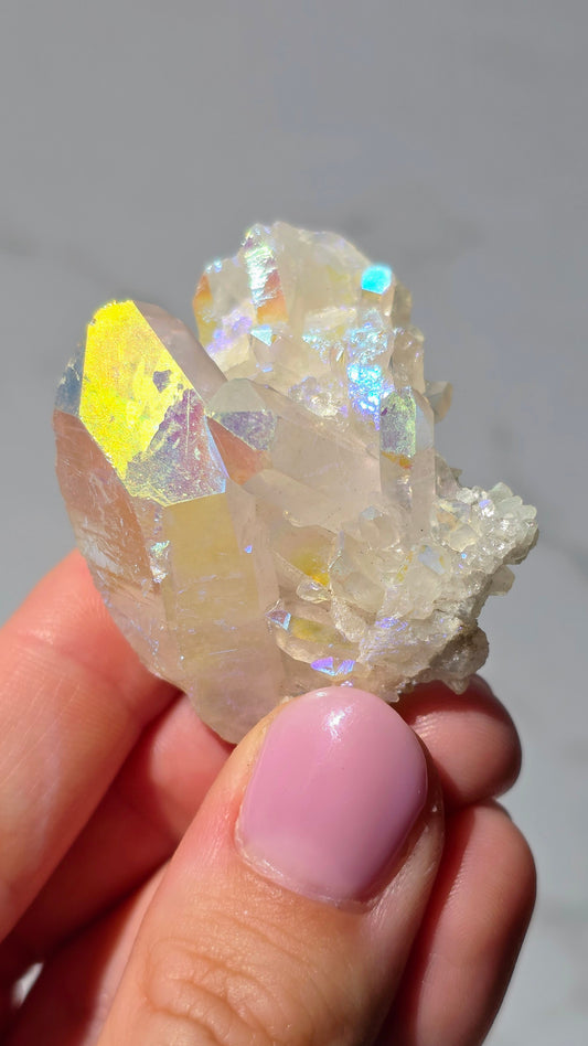 Angel Aura Bergkristall Cluster - Schillernder Regenbogen-Glanz aus Deutschland
