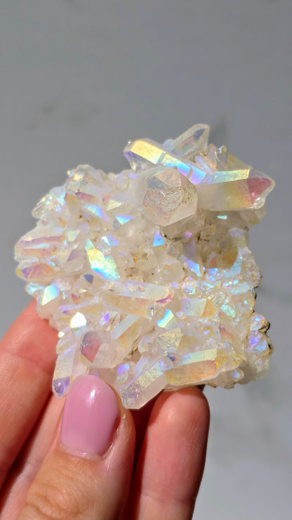 Angel Aura Bergkristall Cluster - Schillernder Regenbogen-Glanz aus Deutschland