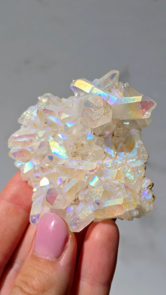 Angel Aura Bergkristall Cluster - Schillernder Regenbogen-Glanz aus Deutschland