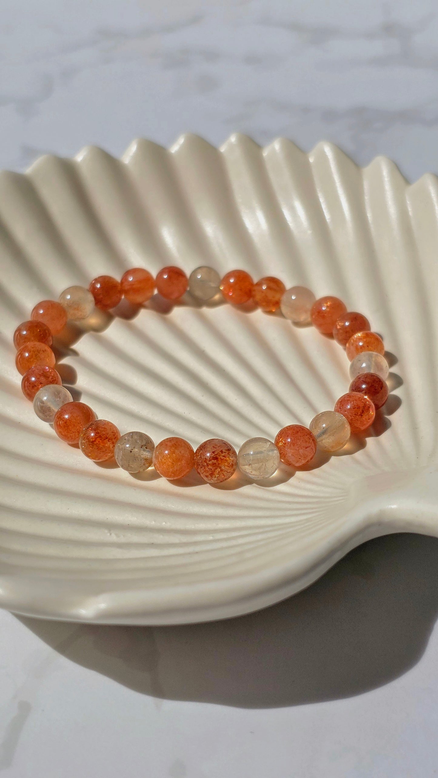 Sonnenstein Armband – 7 mm Kugeln | Sanft schimmernde Vielfalt