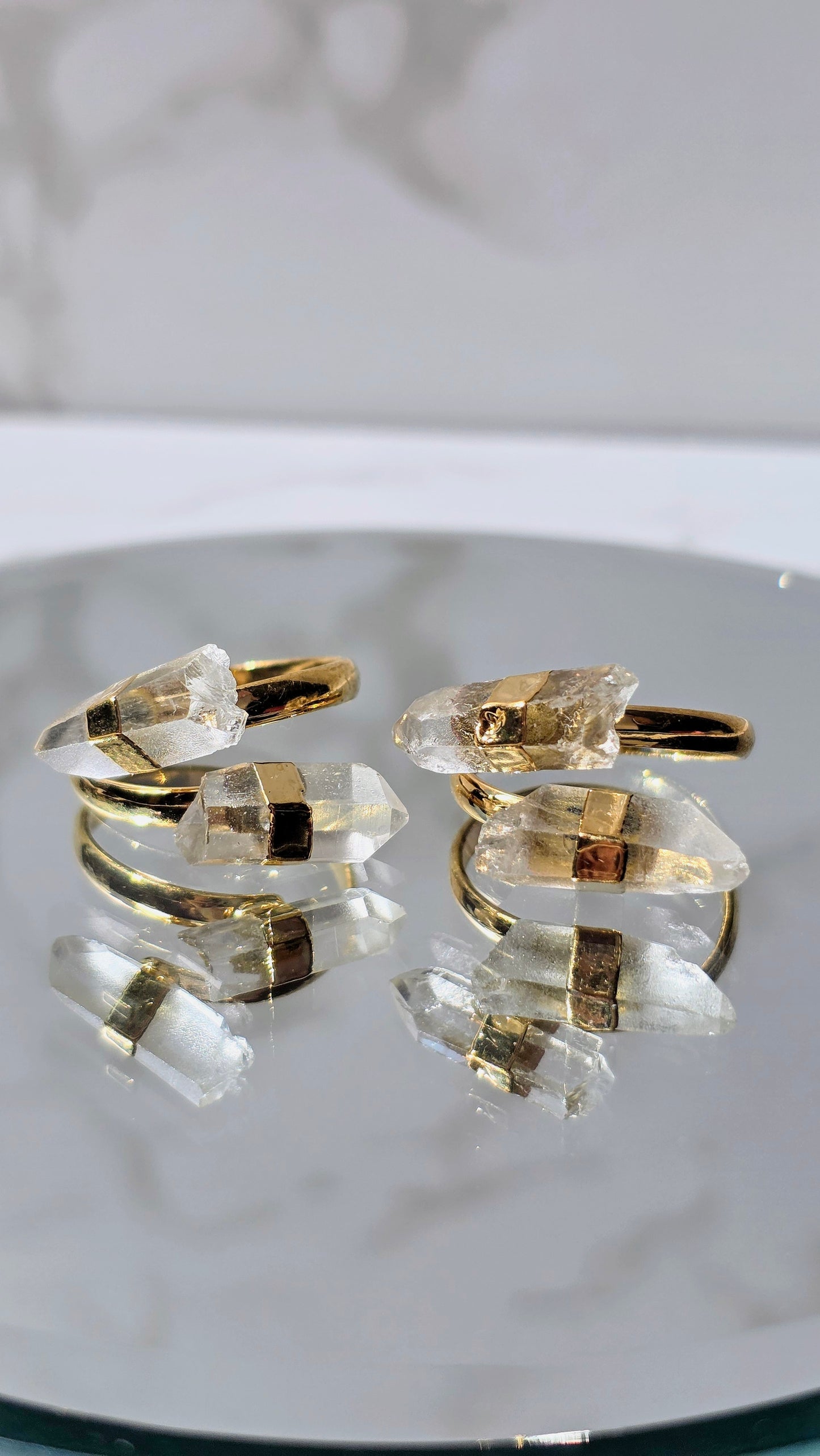 Ring mit Bergkristallspitzen (Größenverstellbar)