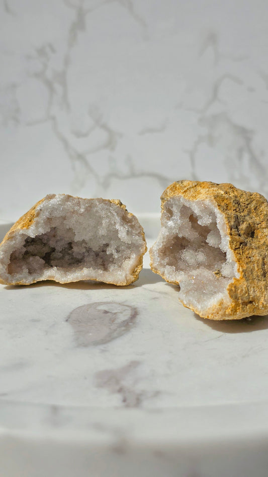 Quarzgeode Paar mit viel Glitzer