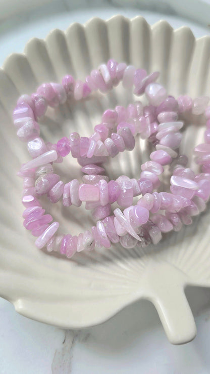 Kunzit Splitterarmband – Glossy Pastellzauber | HQ Qualität