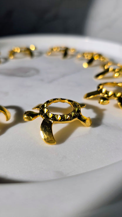 Kugelhalter „Schildkröte“ Gold – Verspielte Eleganz für kleine Kristallkugeln