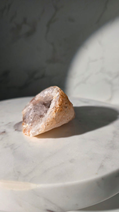 Achat Quarz Geode aus Brasilien mit Glitzereffekt