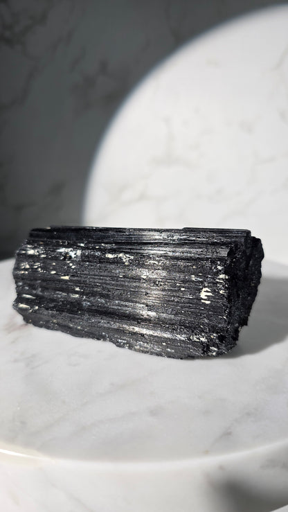 Schwarzer Turmalin XL Rohstein in Extra Qualität (Schörl)