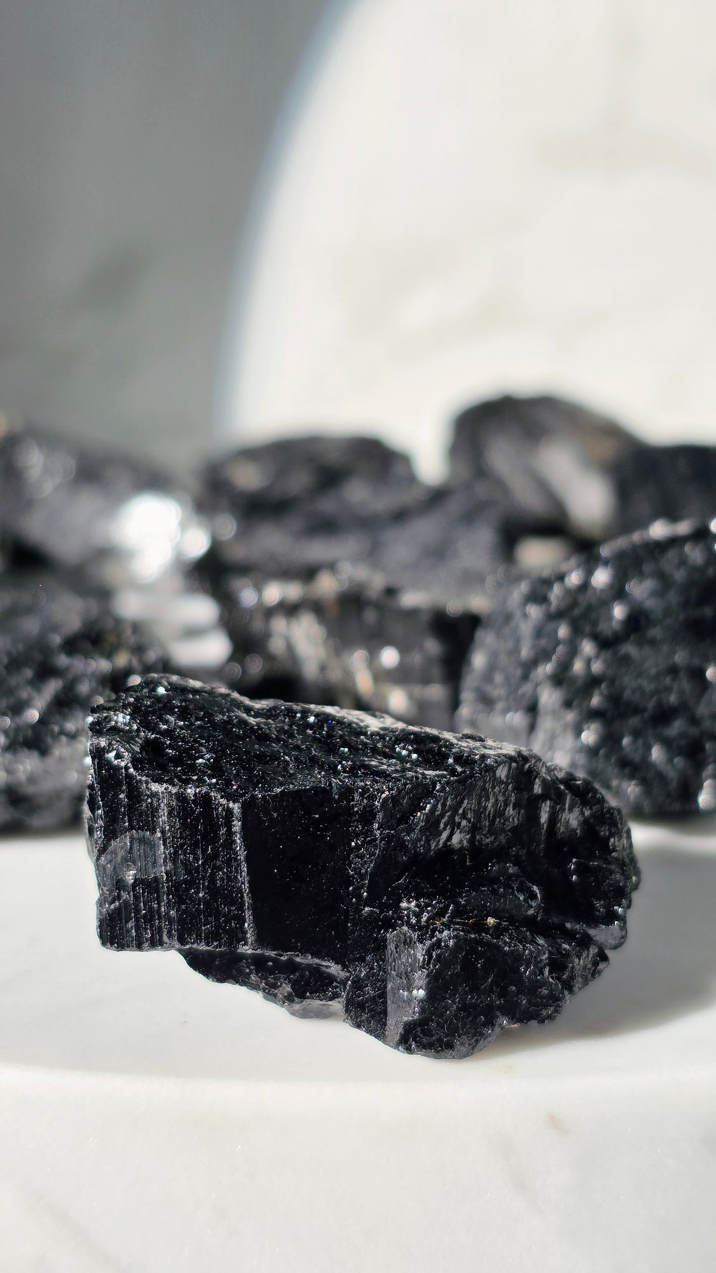 Schwarzer Turmalin Rohsteine (Schörl)