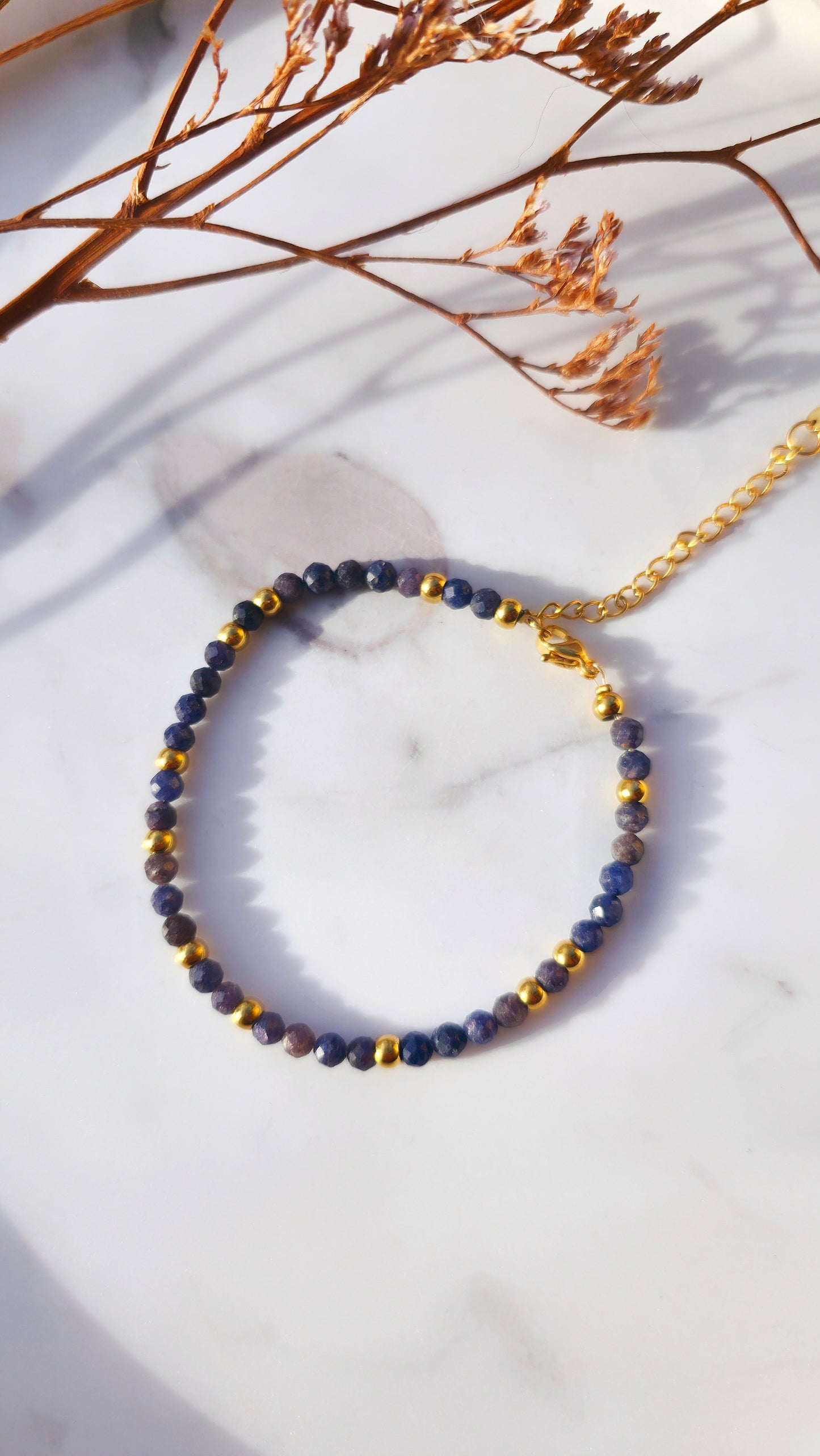 „Deep Wisdom Bracelet"  – Saphir Armband