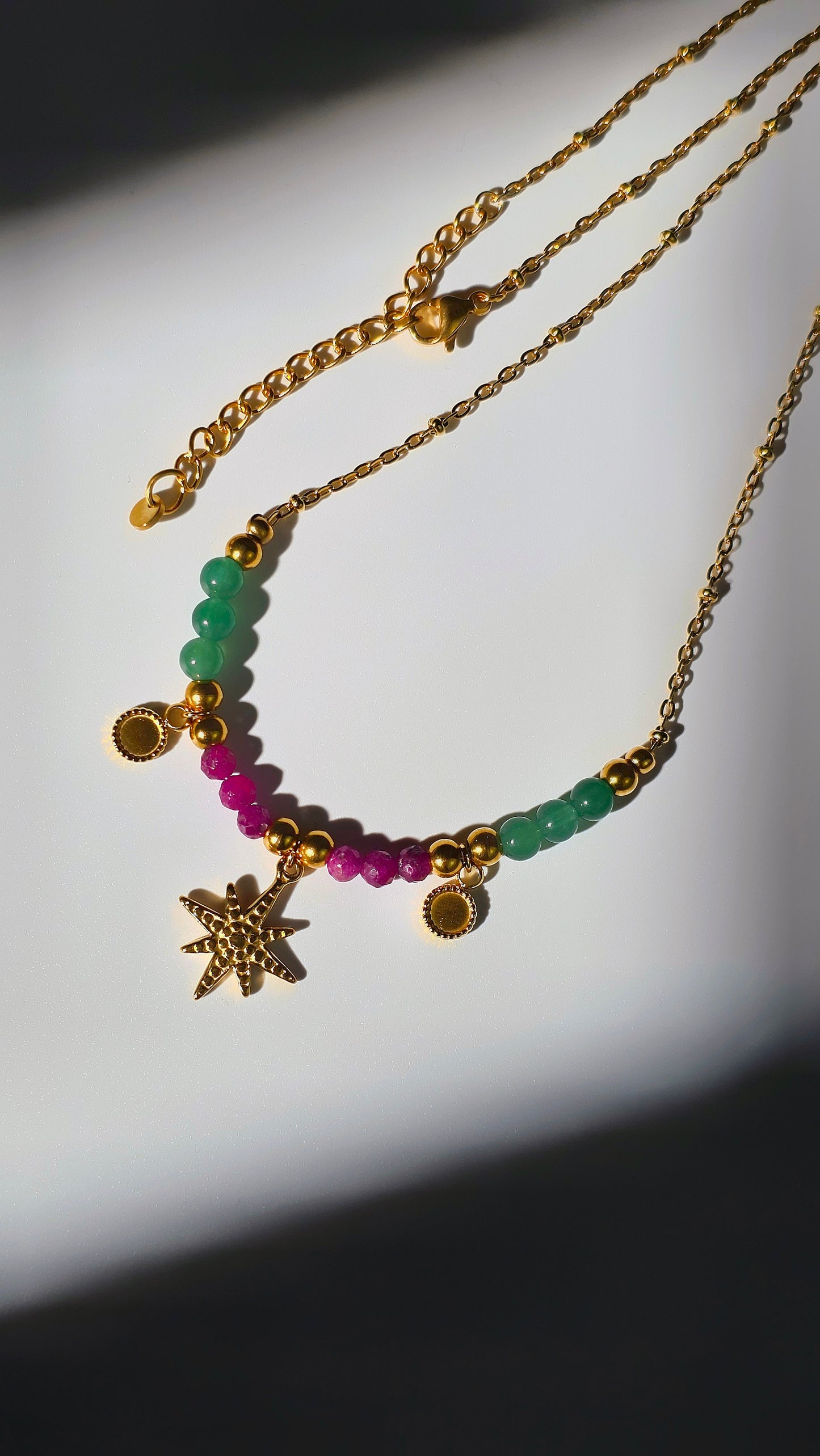 „Starlight Power Necklace" – Rubin, Aventurin, wasserfeste Edelstahlelemente