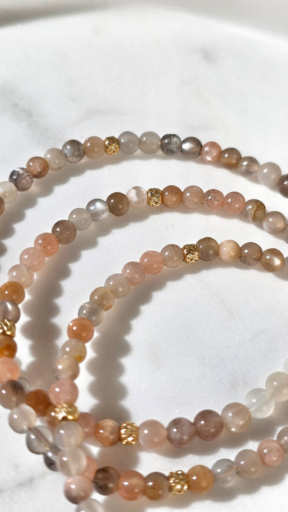 LUNAR GLOW · Mondstein