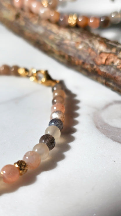 LUNAR GLOW · Mondstein