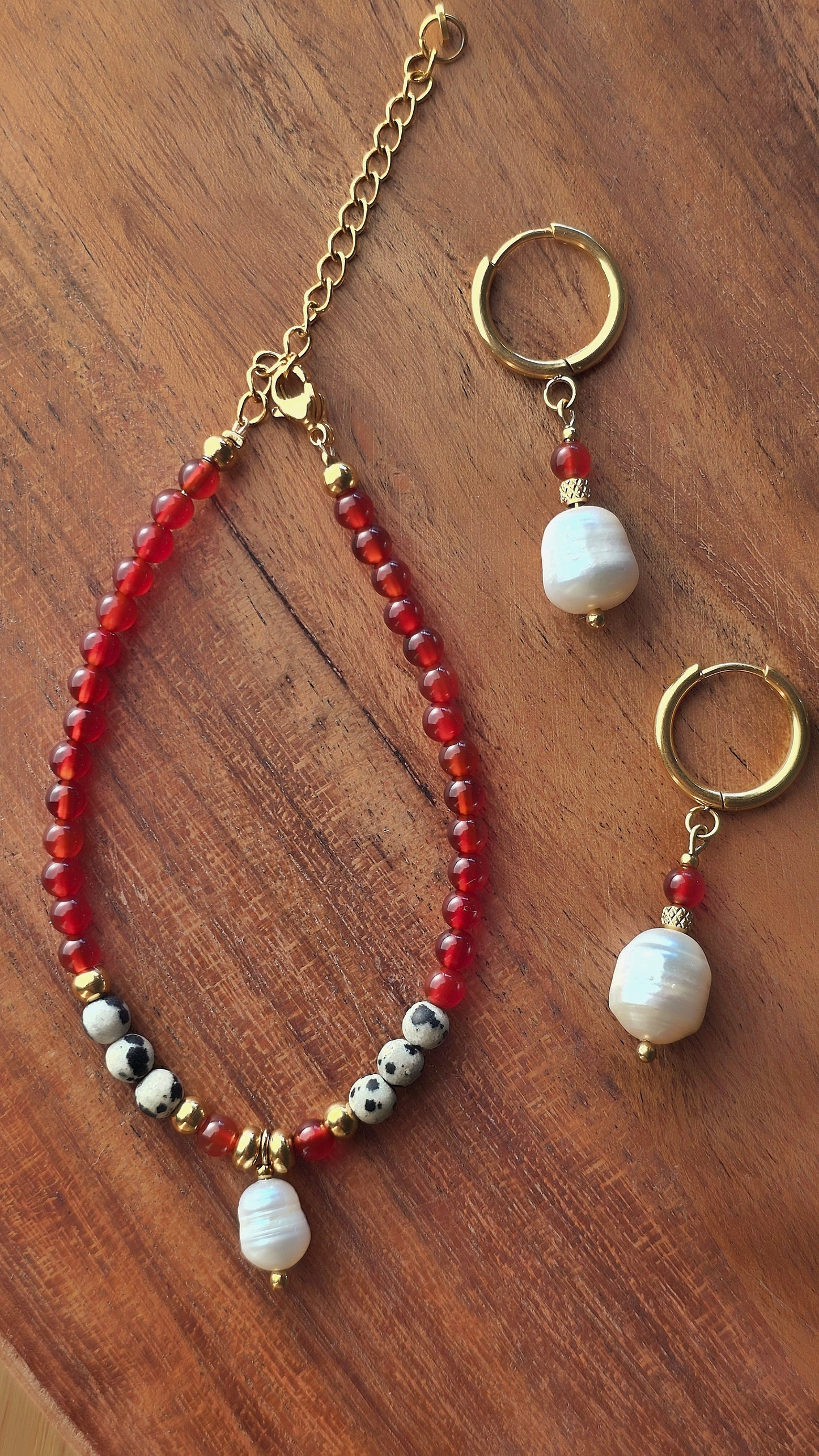 NEW YEAR FOCUS · Karneol, Dalmatiner Jaspis & Süßwasserperle