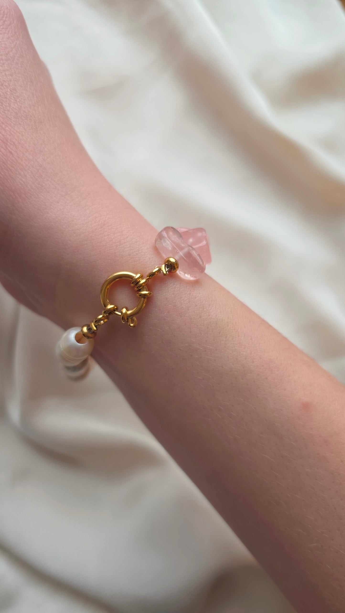 SOFT LOVE · Rosenquarz & Süßwasserperlen