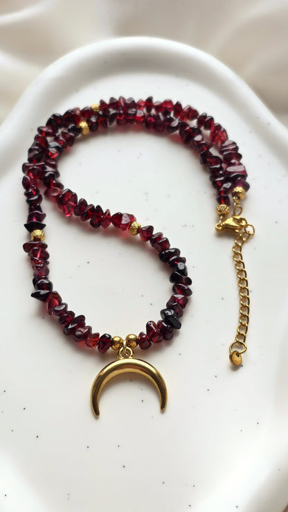 RED MOON · Edelsteinkette
