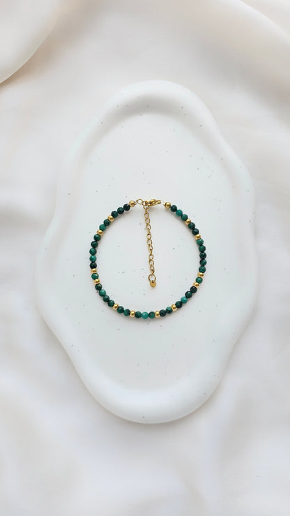 DEEP GROUNDING · Edelstein Armband
