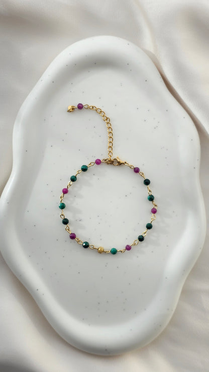 WINTER RUBY FOREST · Edelstein Armband