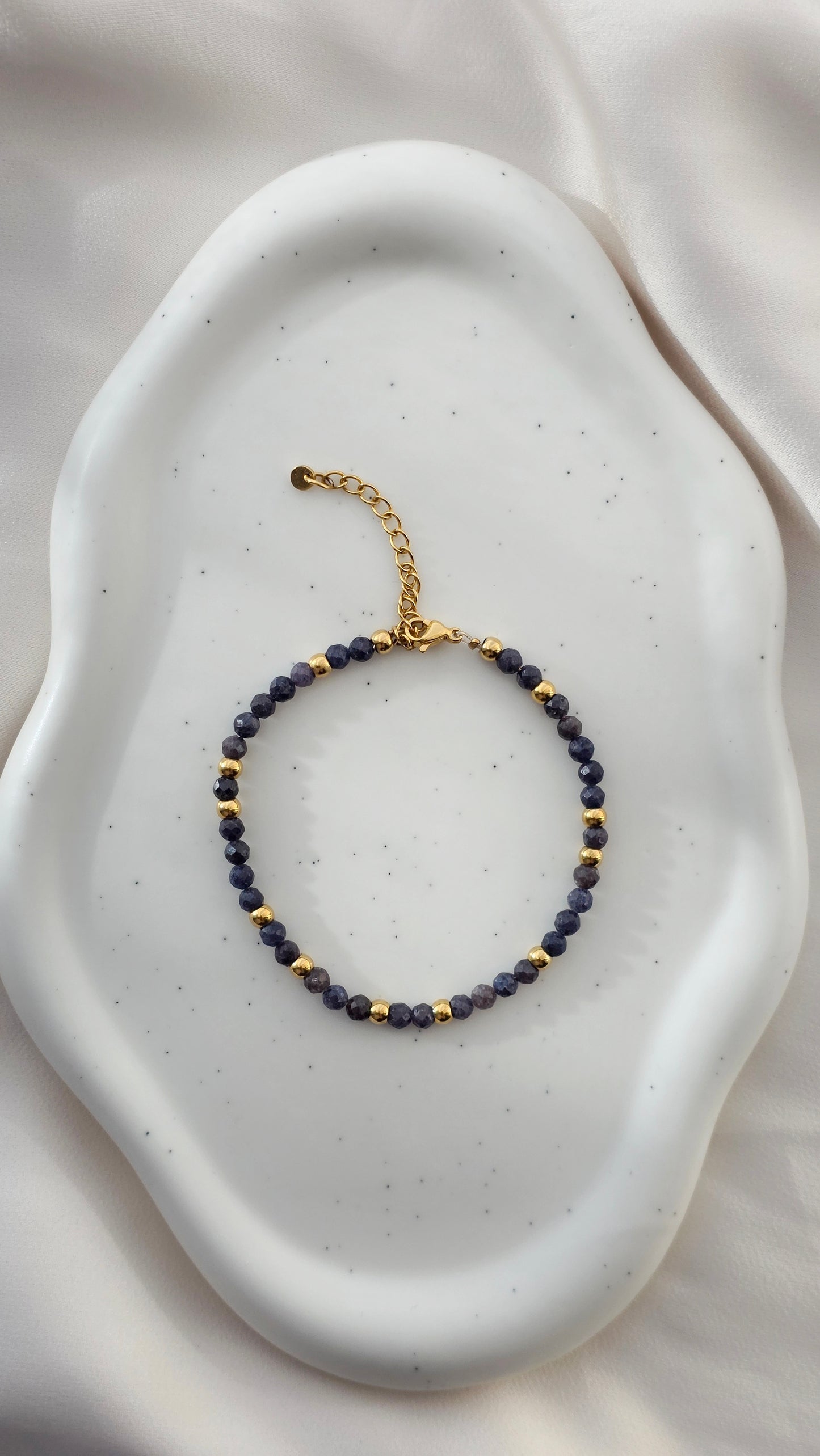 DEEP WISDOM · Edelstein Armband