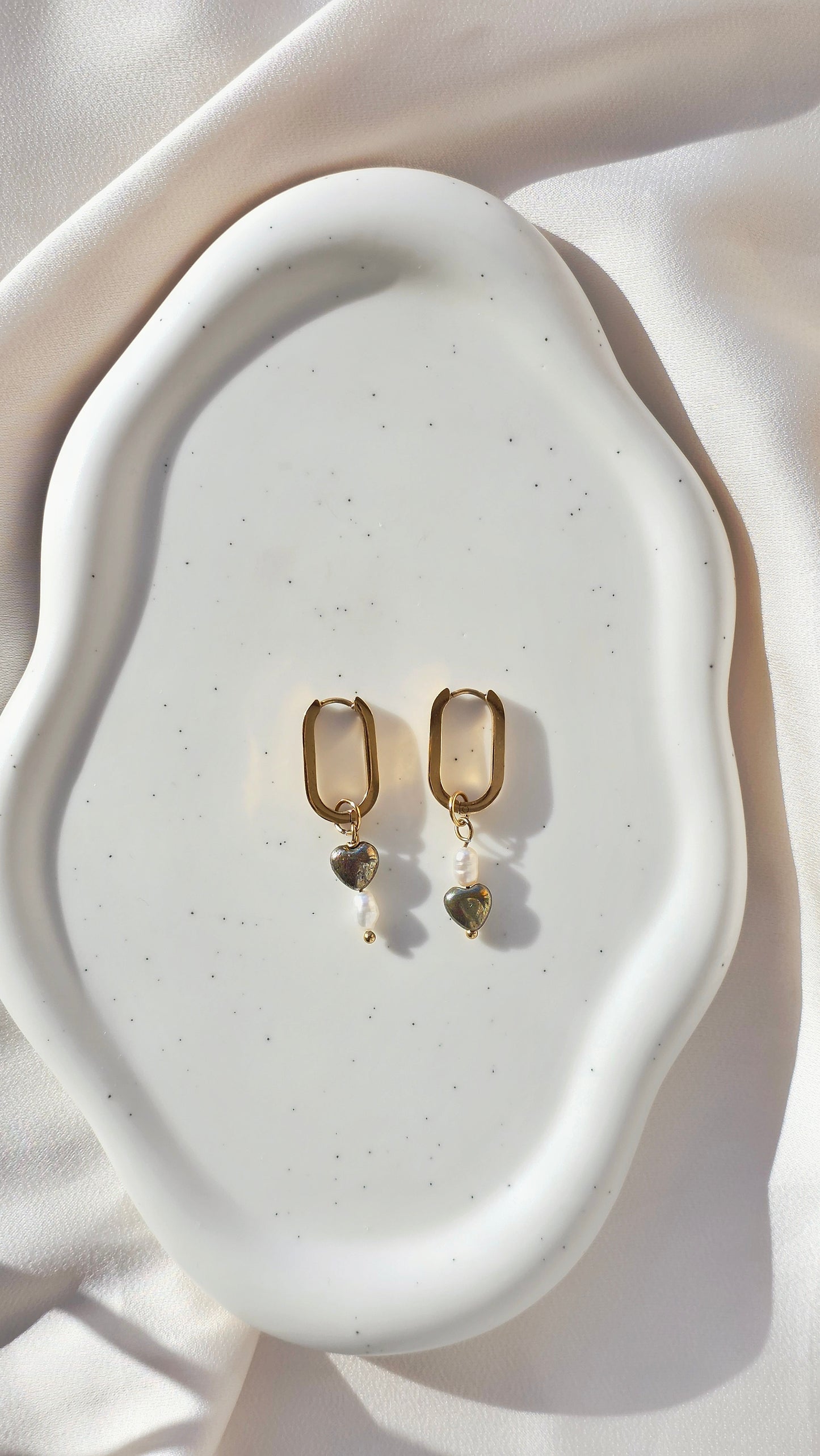 HEART OF GOLD · Edelsteinohrringe