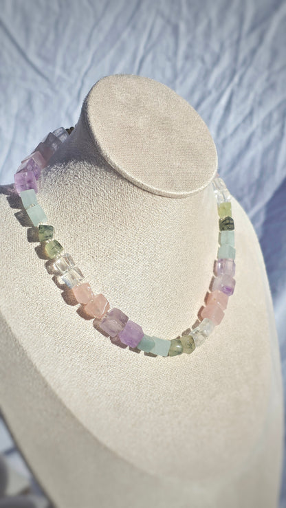 EDGY ICE 𖦹 Multicolor Edelsteinkette