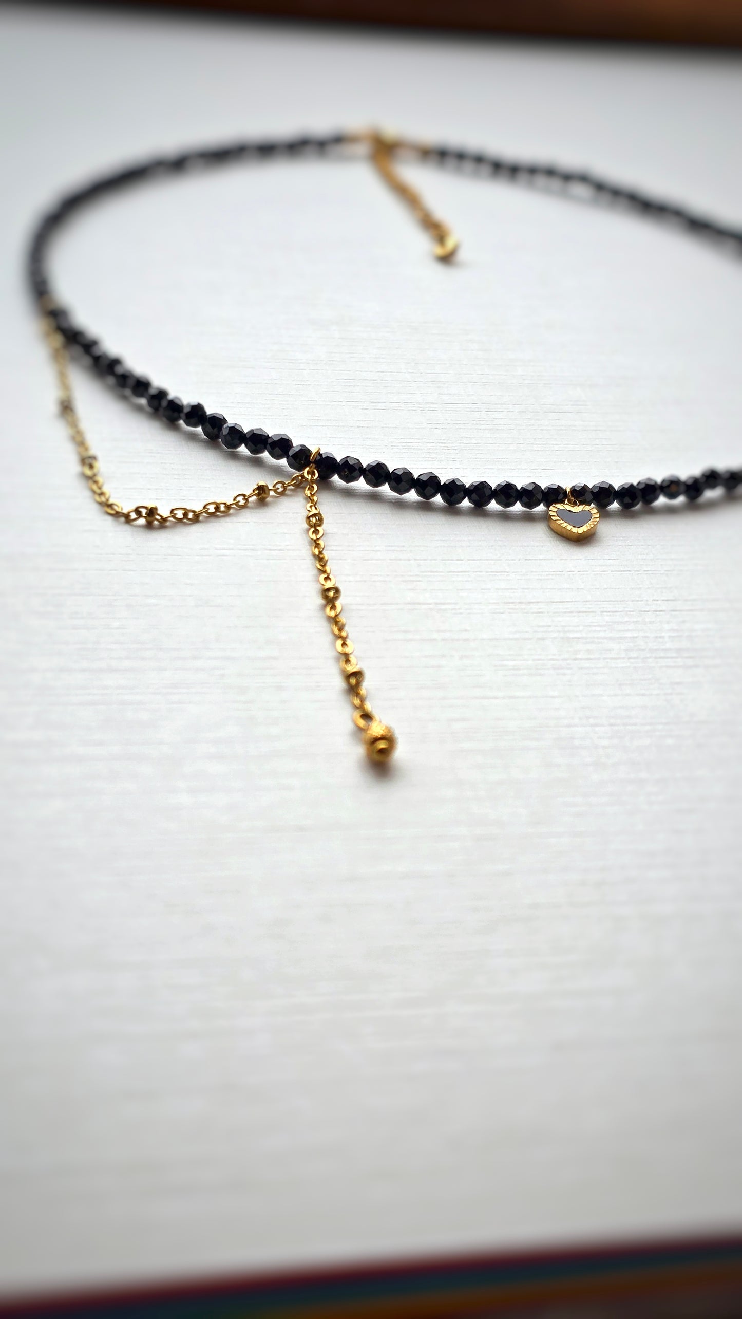 BLACK CHOKER 𖦹 Edelsteinkette