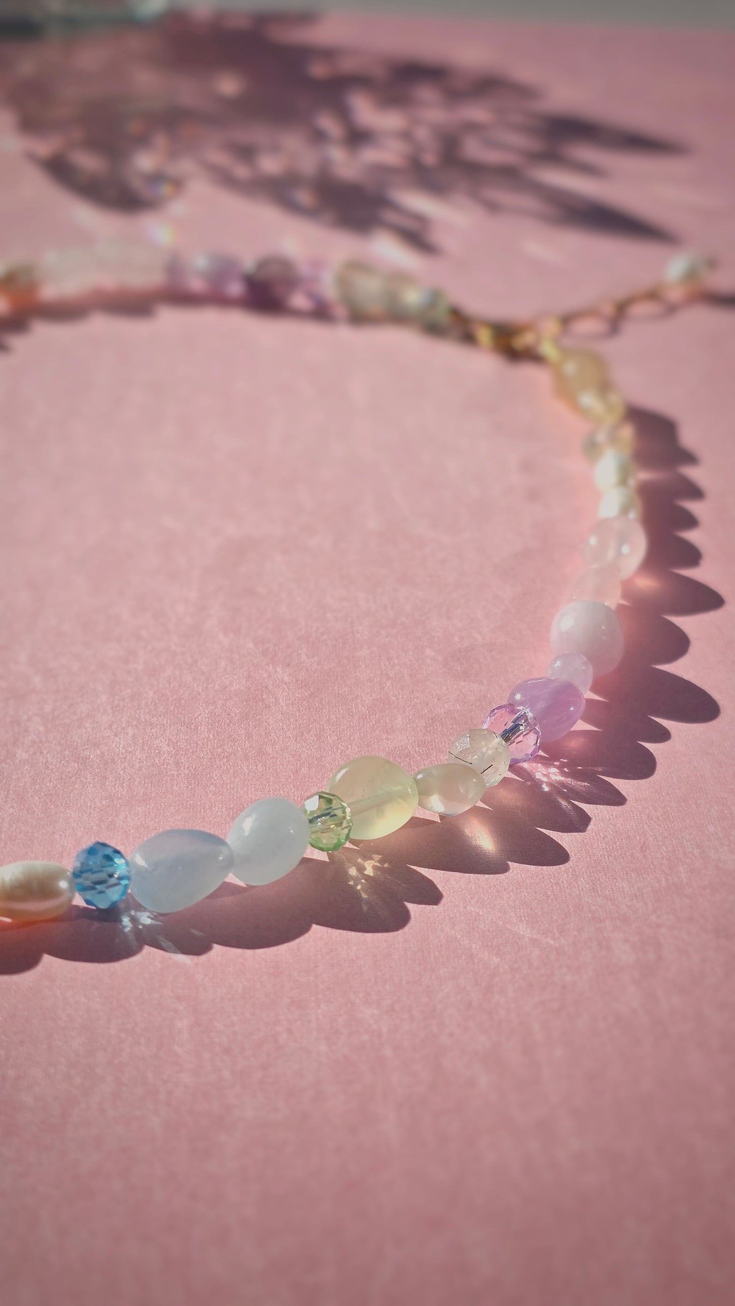 PASTELL AURA 𖦹 Multicolor Edelsteinkette