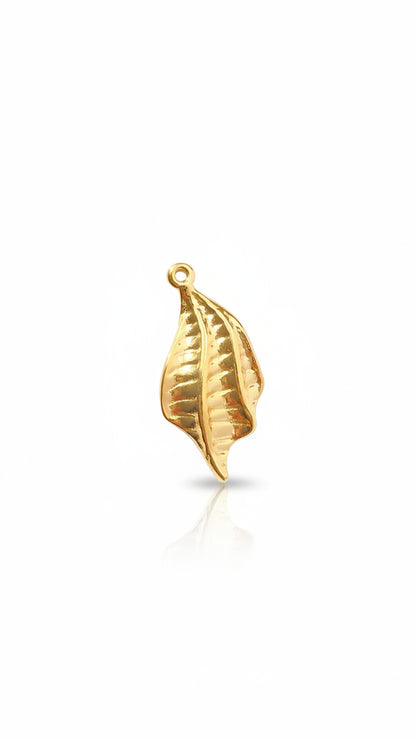GOLDEN WING 𖦹 Charm