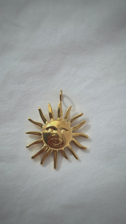 SOLARA MUSE  𖦹 Charm