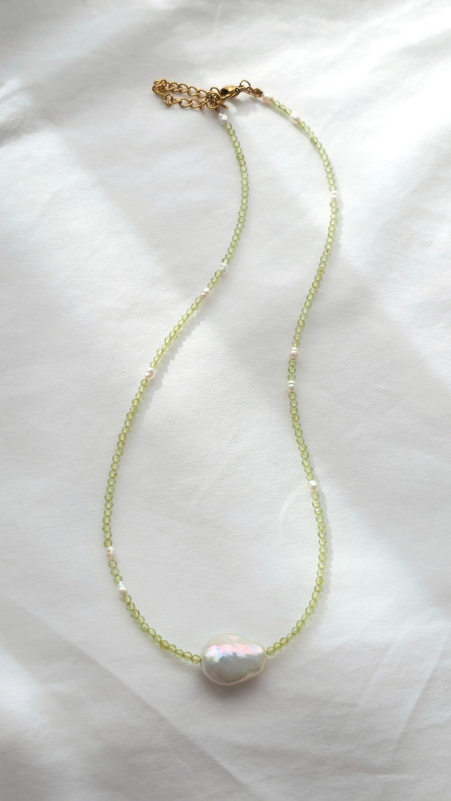 LIME PEARL 𖦹 Edelsteinkette mit Süßwasserperle