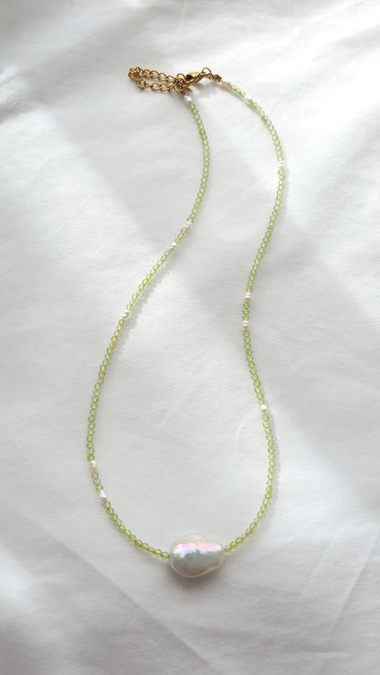 LIME PEARL 𖦹 Edelsteinkette mit Süßwasserperle