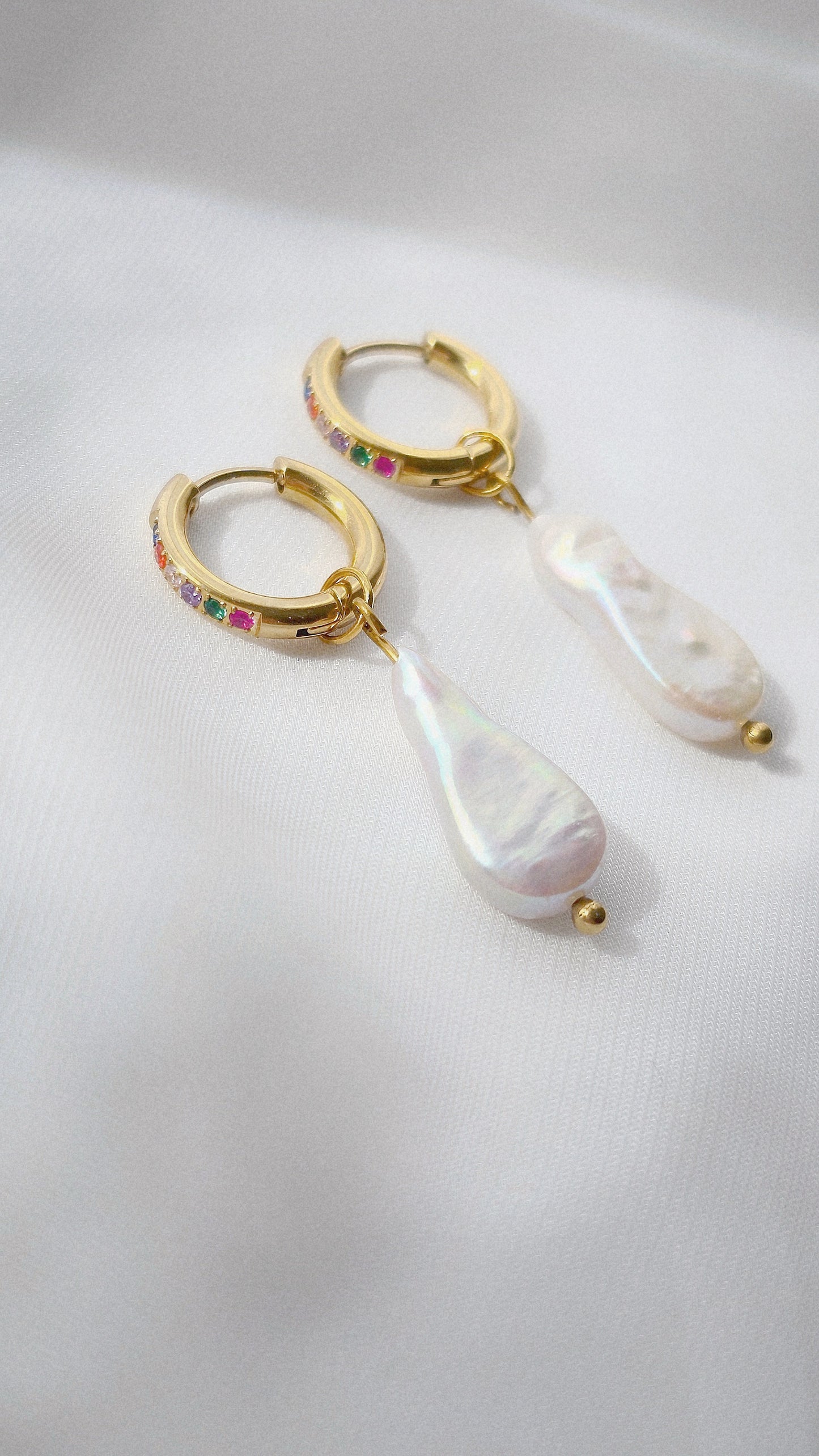 LUMÉA PEARL HOOPS 𖦹 Perlenohrringe