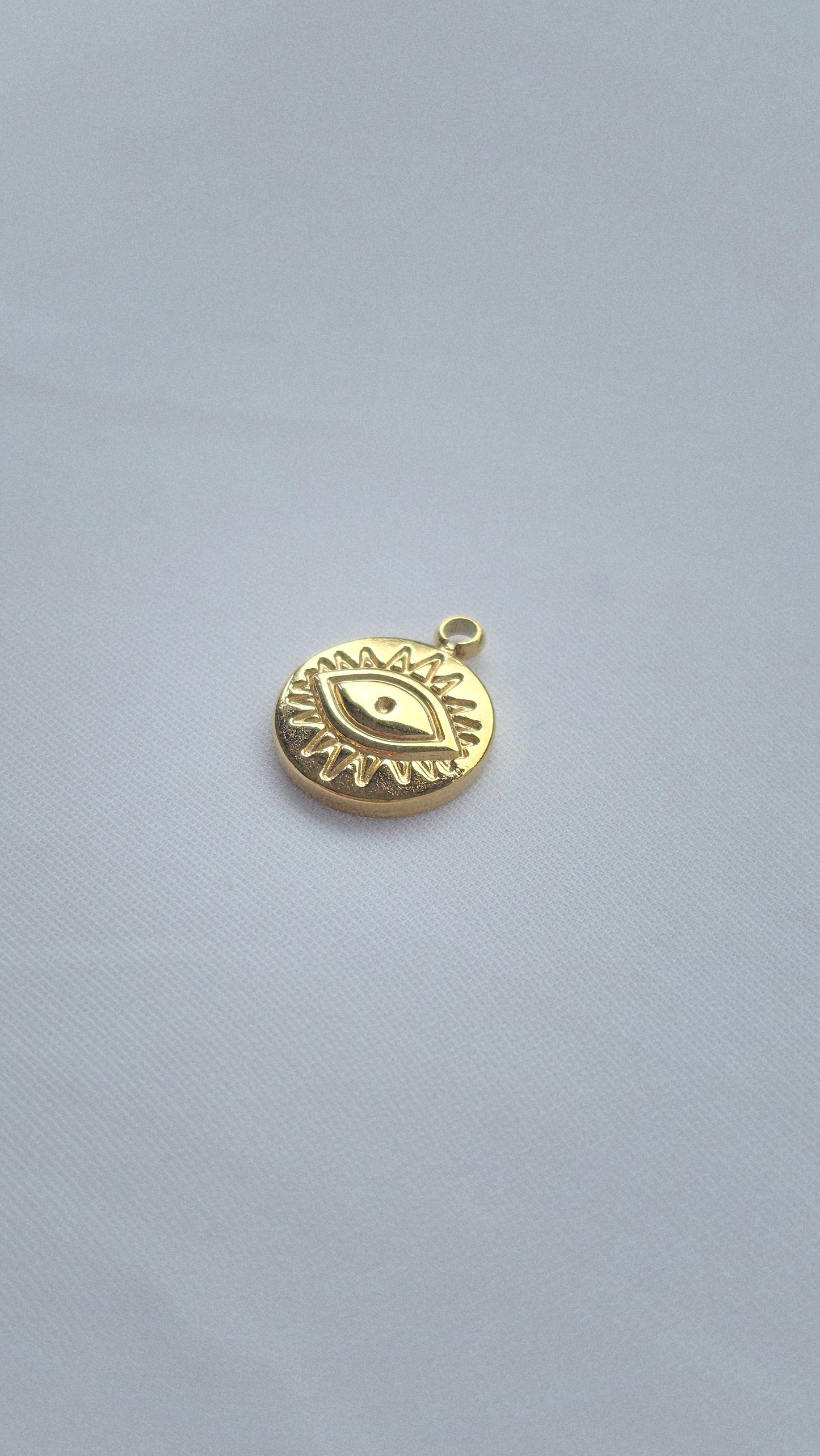 GOLDEN VISION 𖦹 Charm