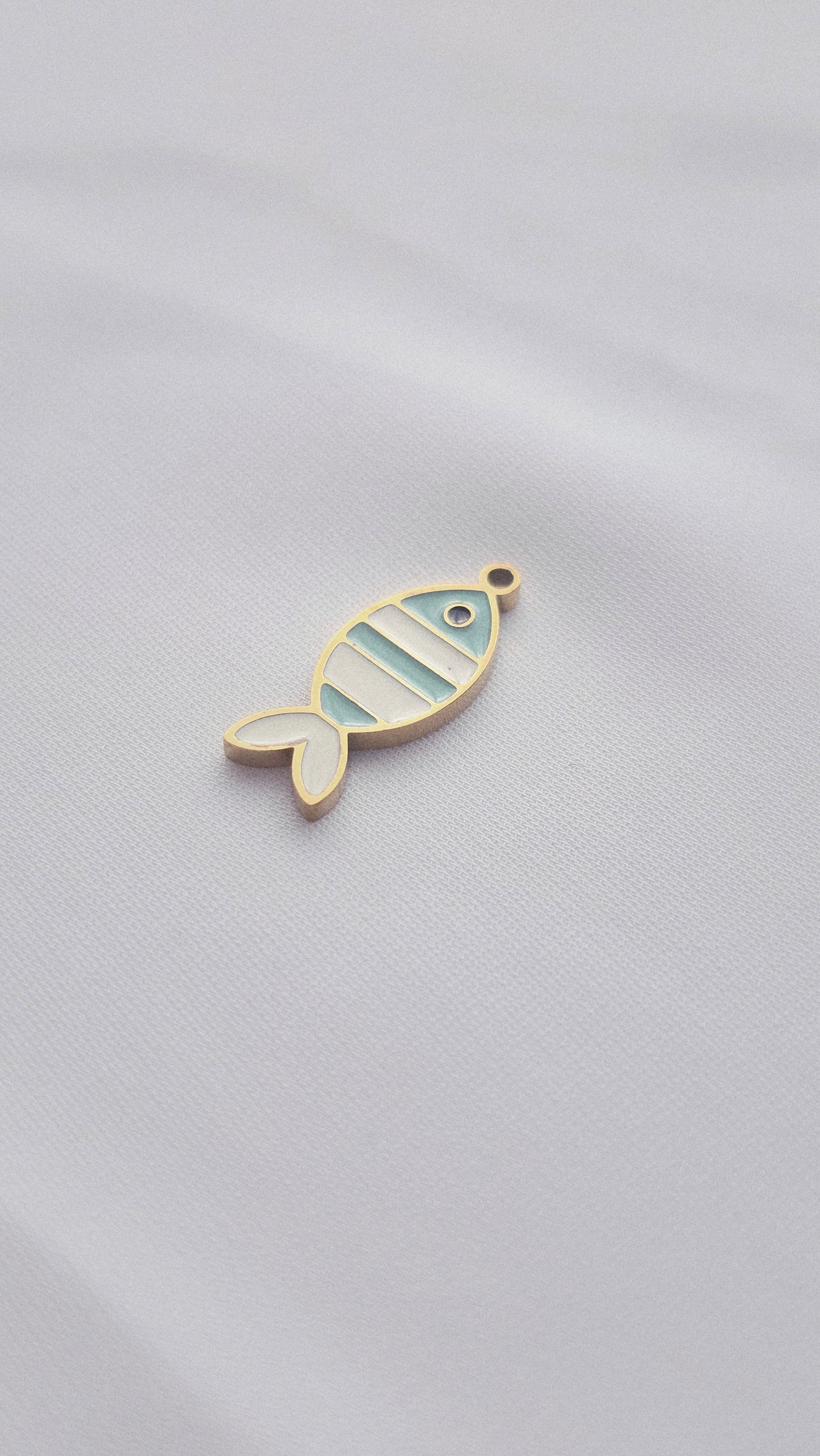 COLORFUL FISH 𖦹 Charm