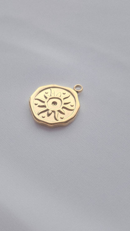 ORGANIC SUN COIN 𖦹 Charm