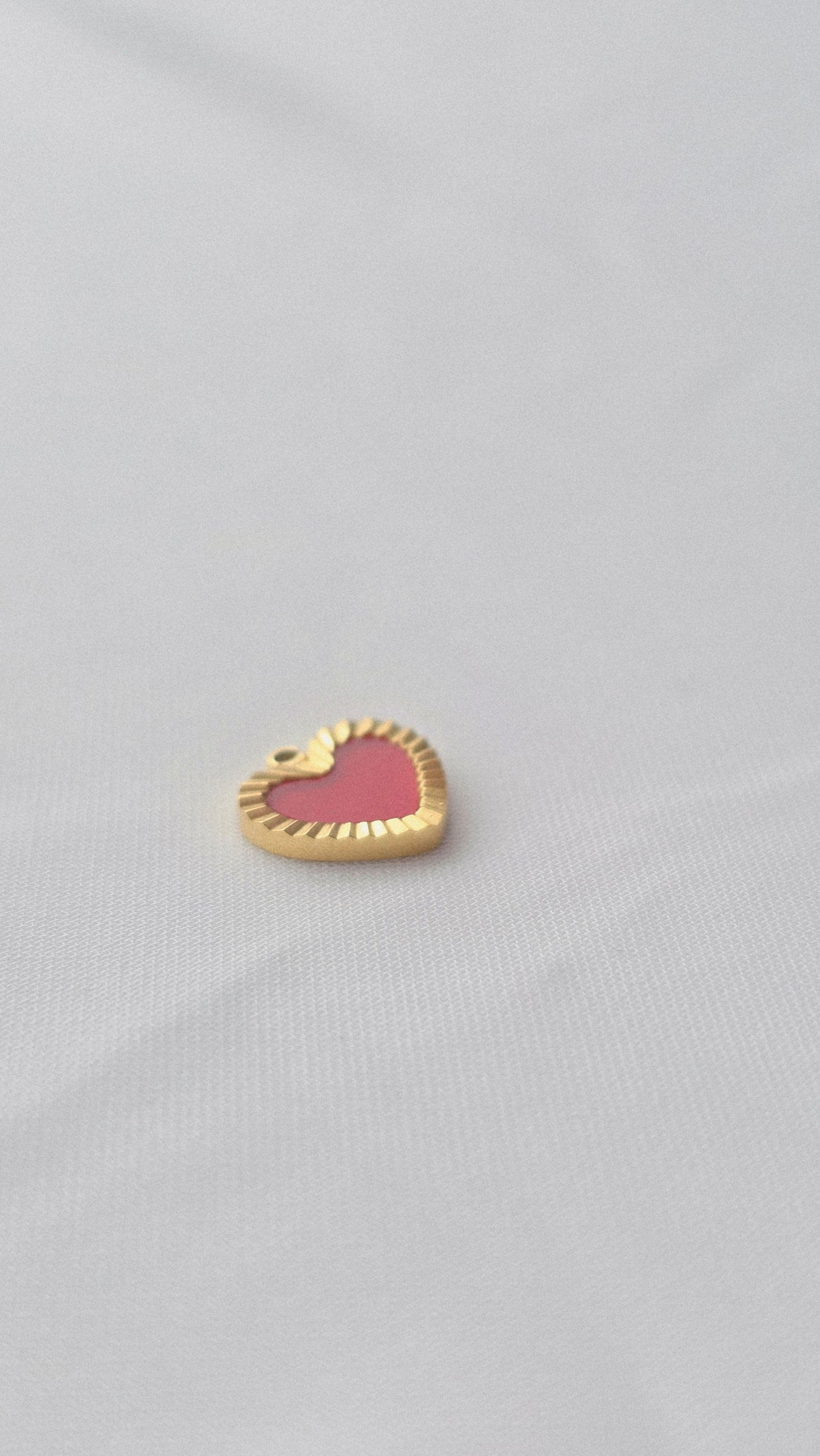 RED AMOUR 𖦹 Charm