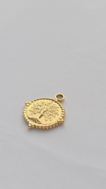 VITA TREE 𖦹 Charm