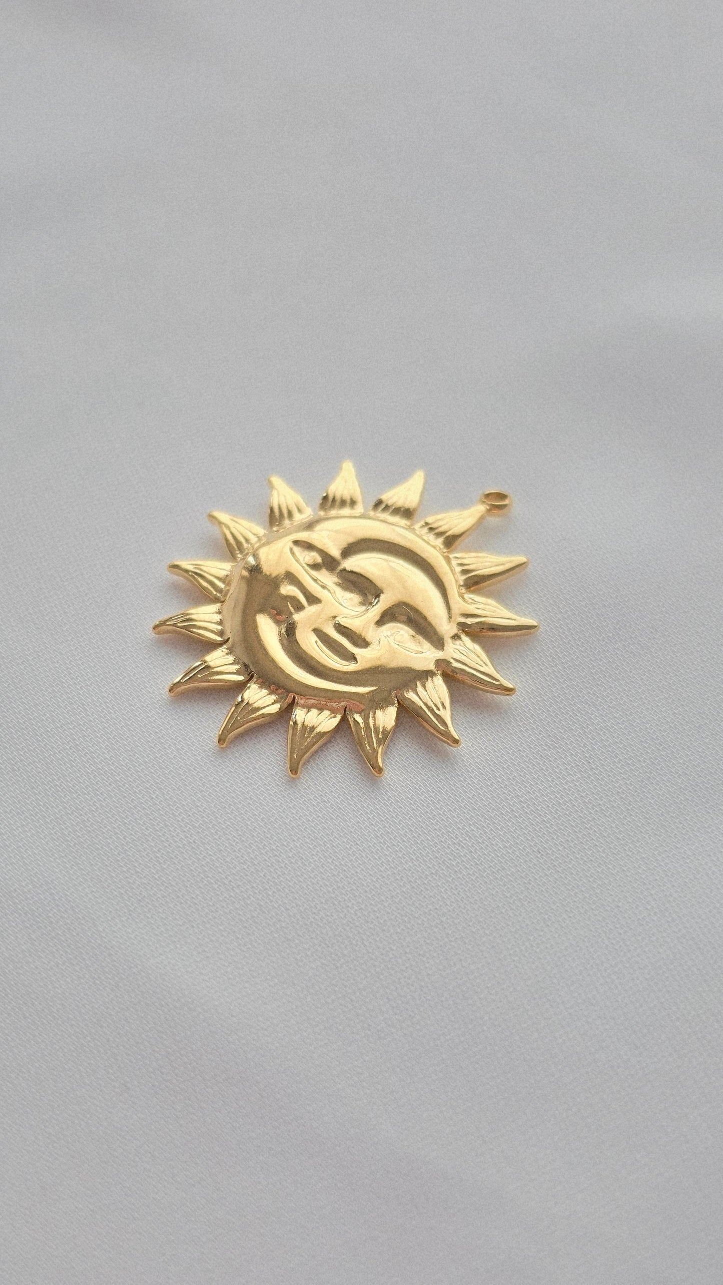 SUN & MOON 𖦹 Charm