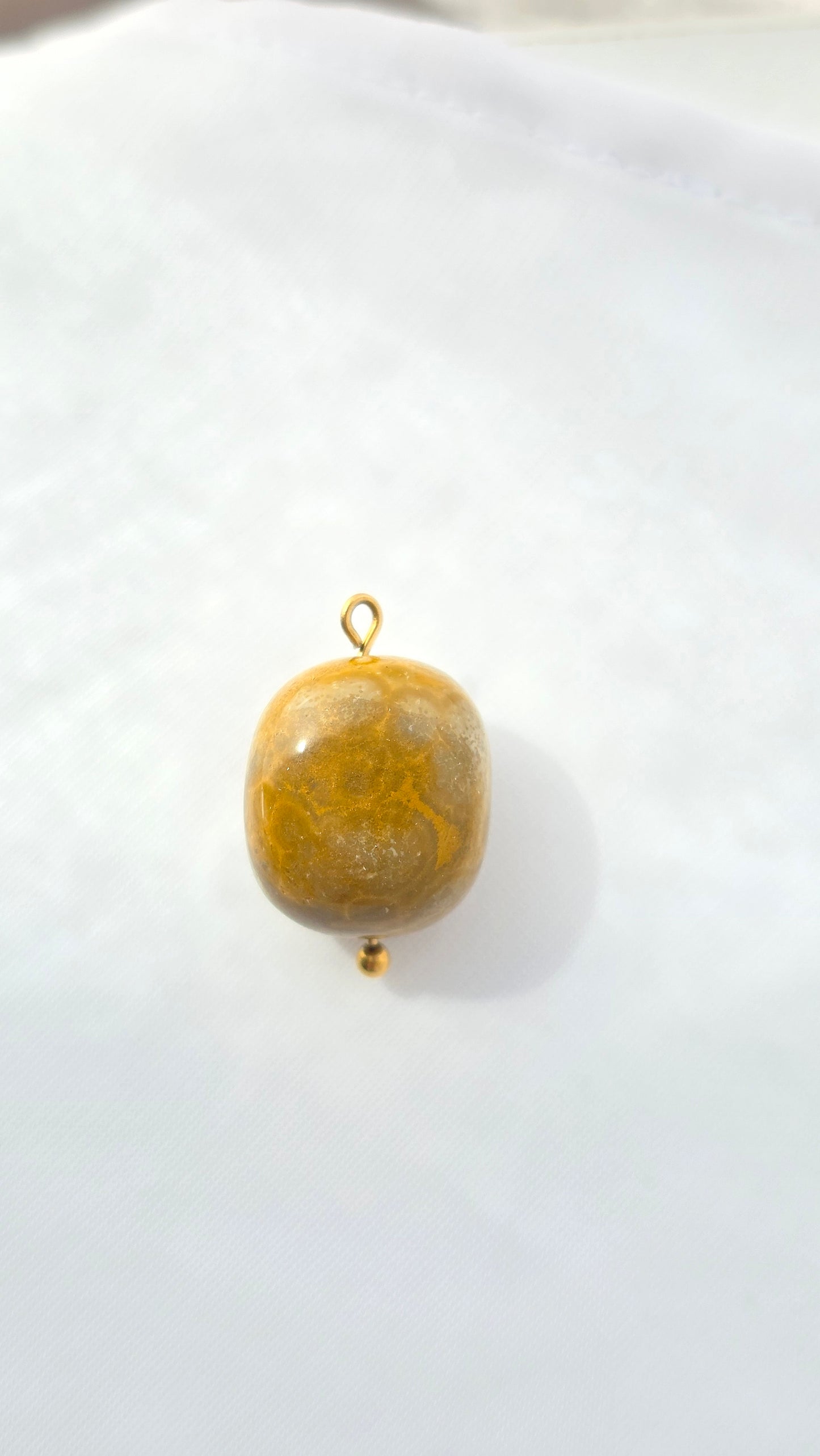 OASIS STONE 𖦹 Charm