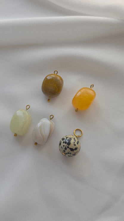 OASIS STONE 𖦹 Charm