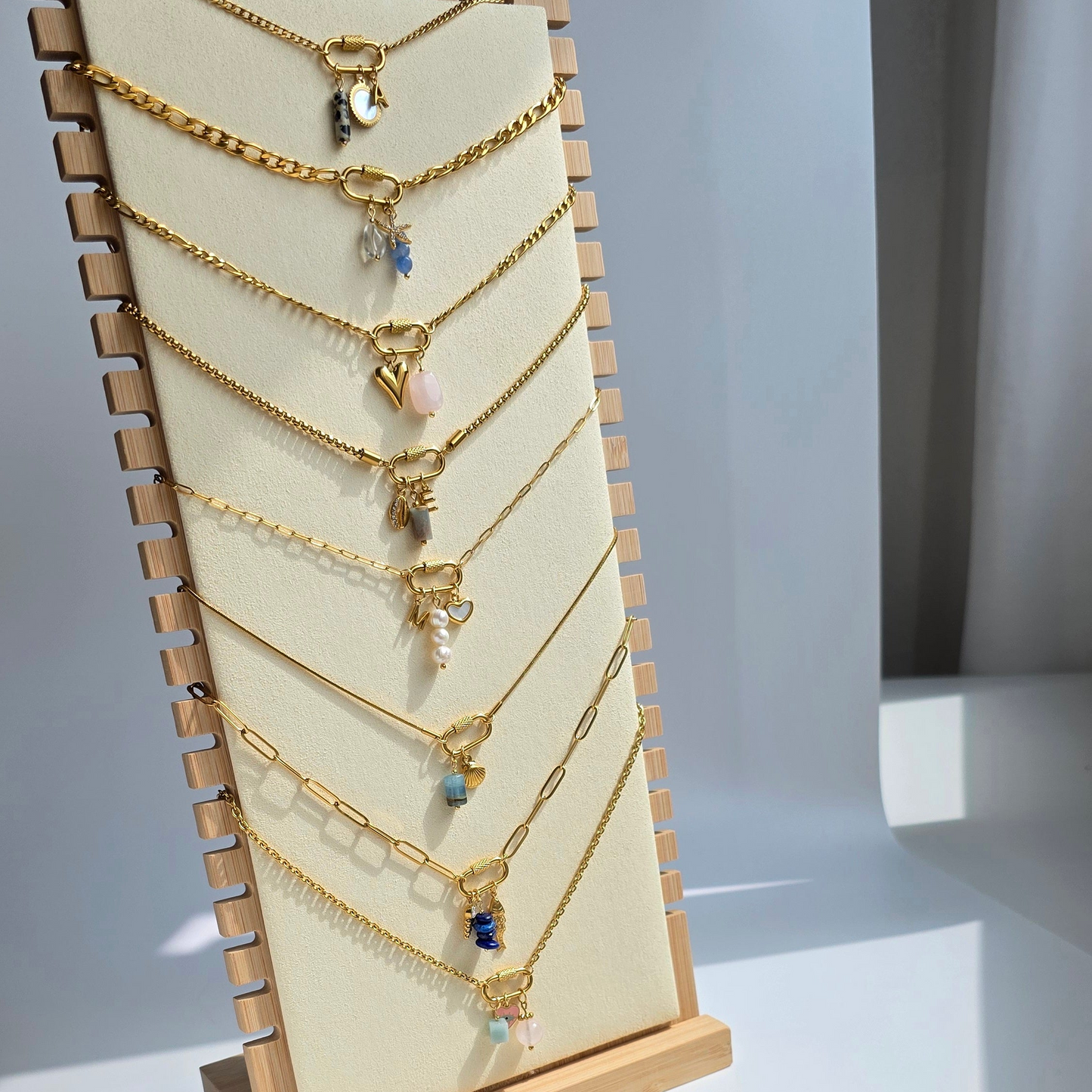 CLASSIC PEARL 𖦹 Charm